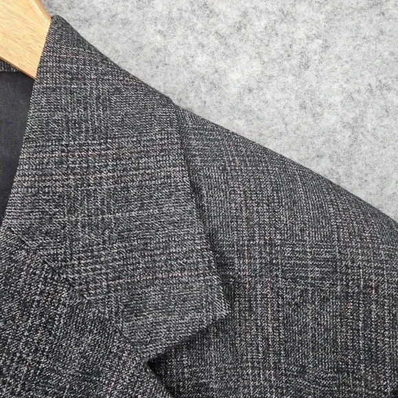 Vintage 90s STRATHMORE Sports Coat Men 40L Medium Long Gray Glen Plaid Union USA